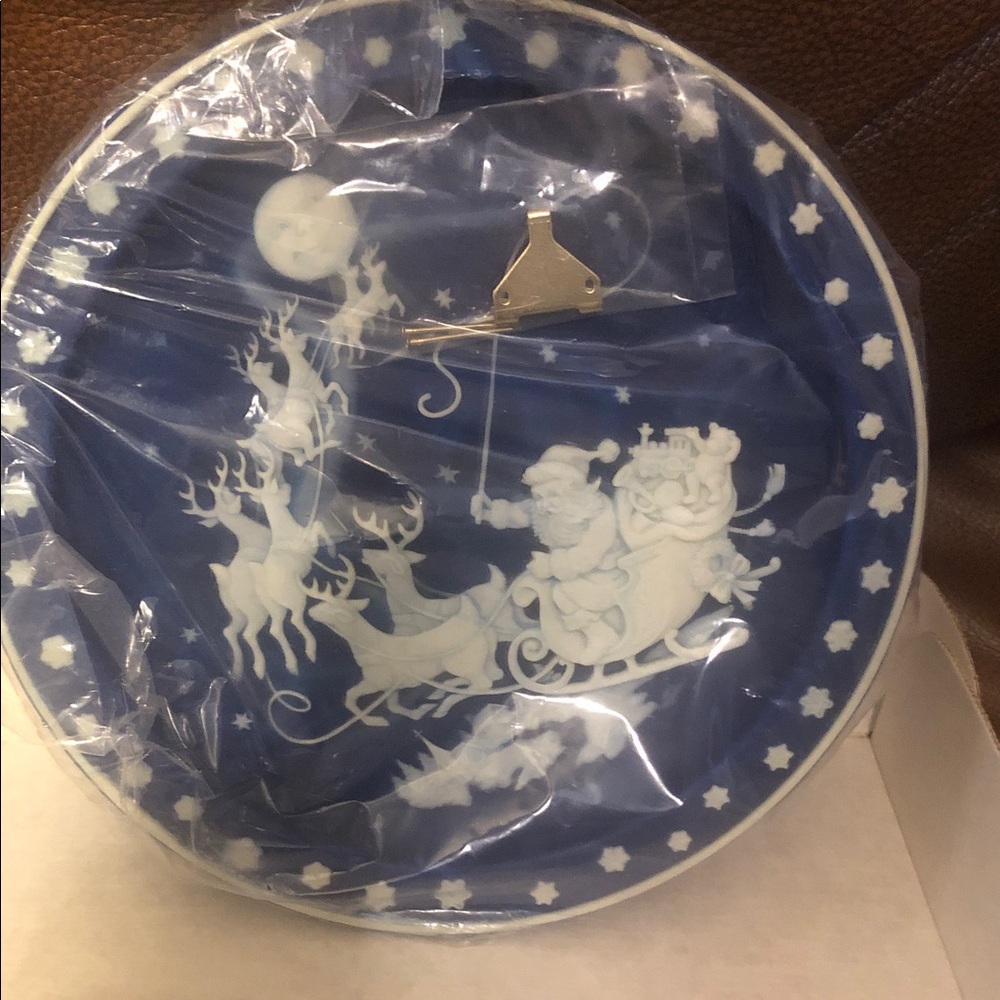 Blue and White Santa Sleigh Decorative Wall Plate